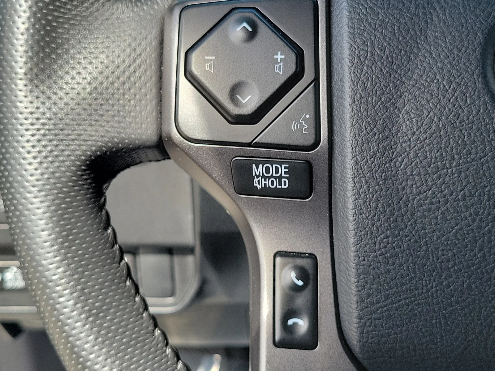 2023 Toyota Tacoma 4WD SR photo 17