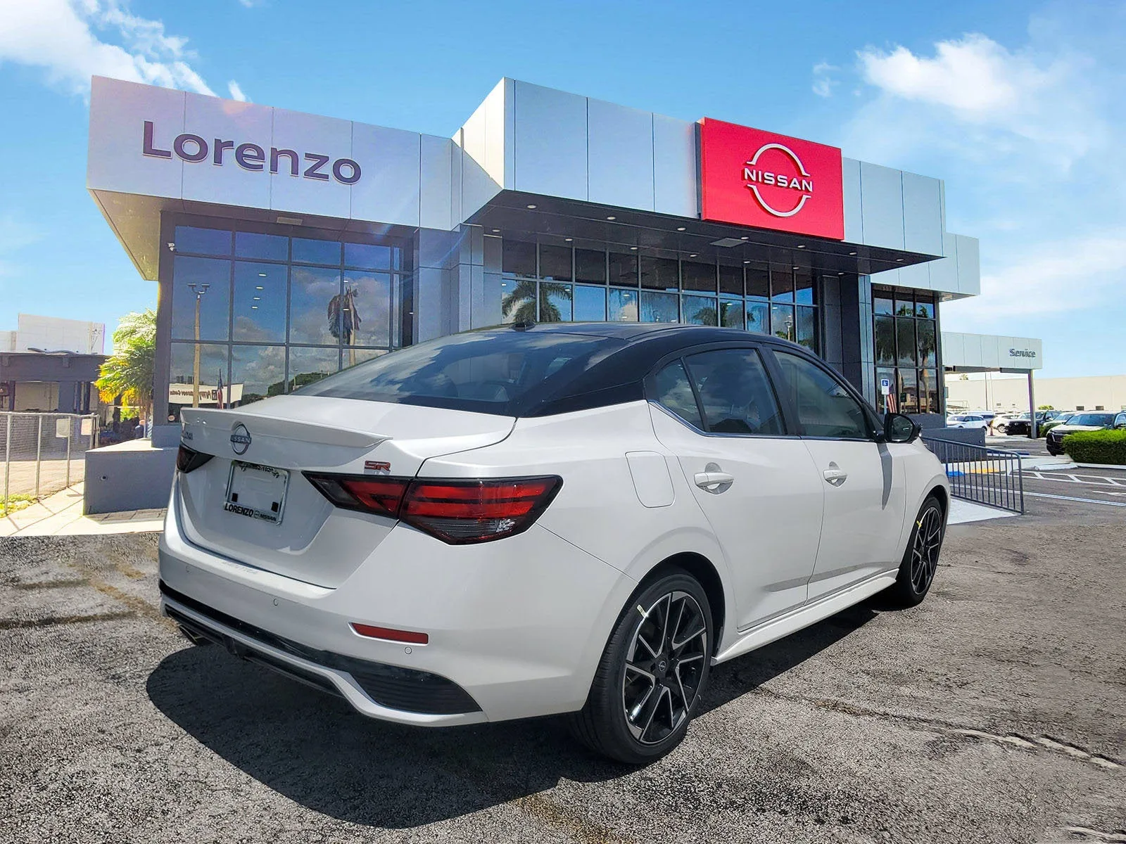 2025 Nissan Sentra SR photo 4