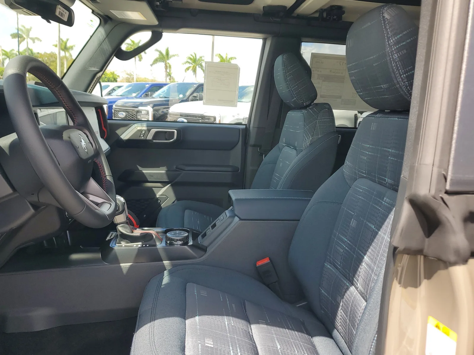 2026 Ford Bronco Heritage Edition photo 9