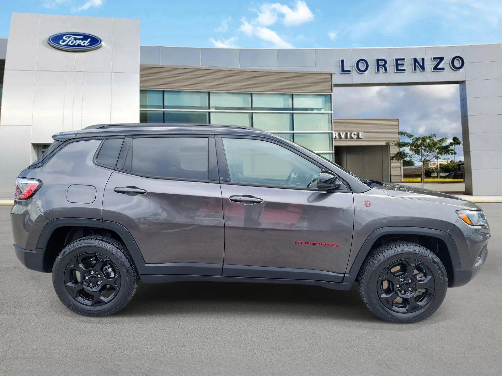 2023 Jeep Compass Trailhawk photo 4