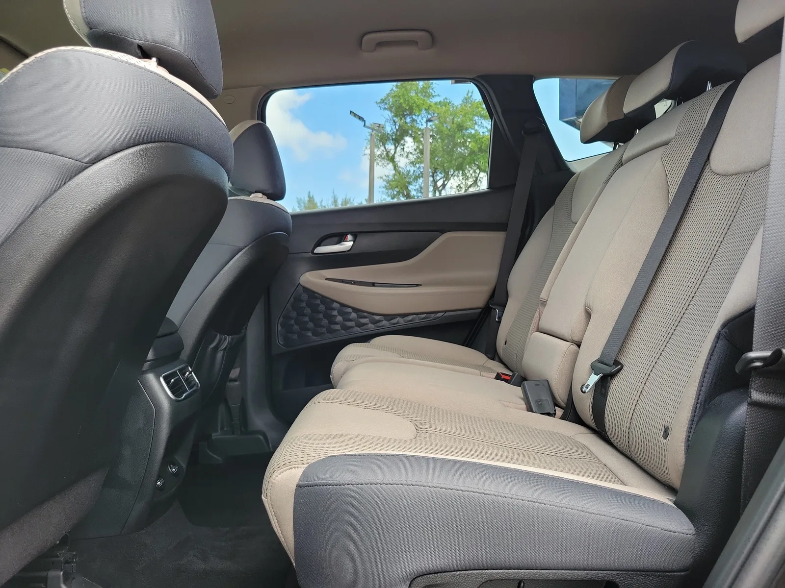 2023 Hyundai Santa Fe SEL photo 25