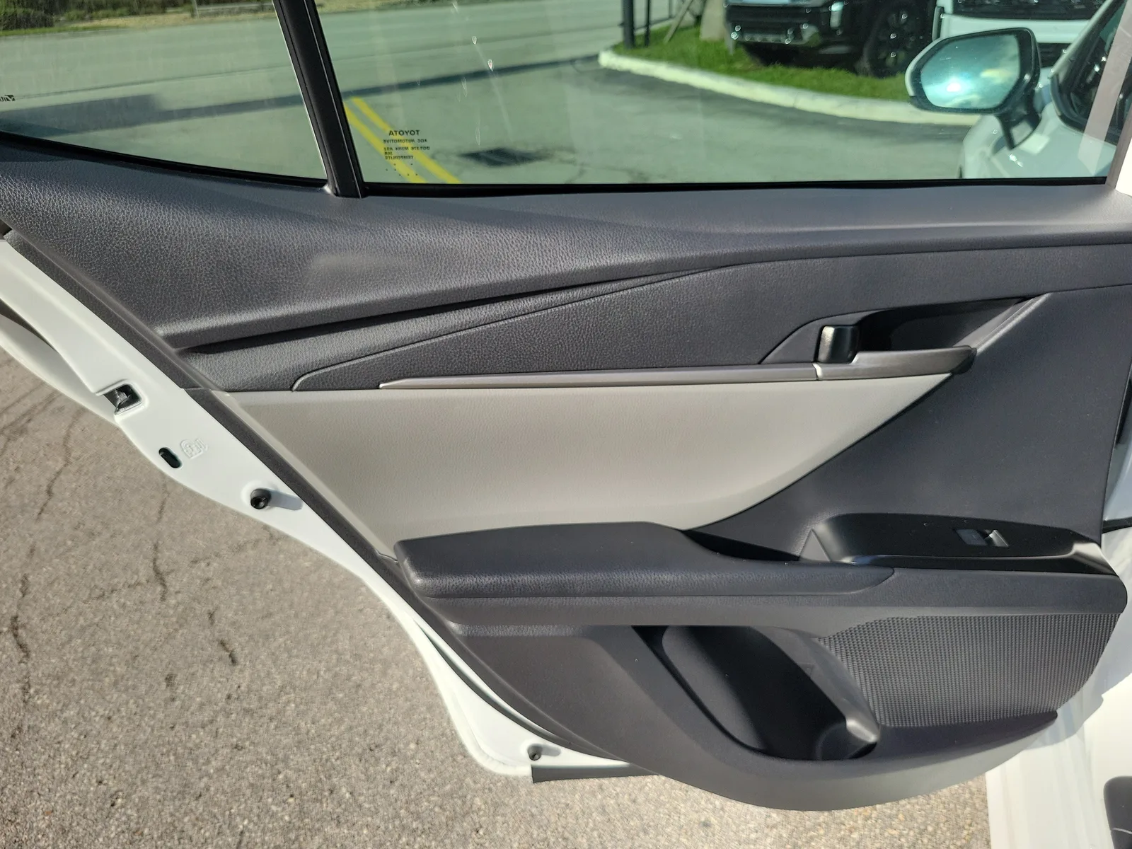 2026 Toyota Camry LE photo 25