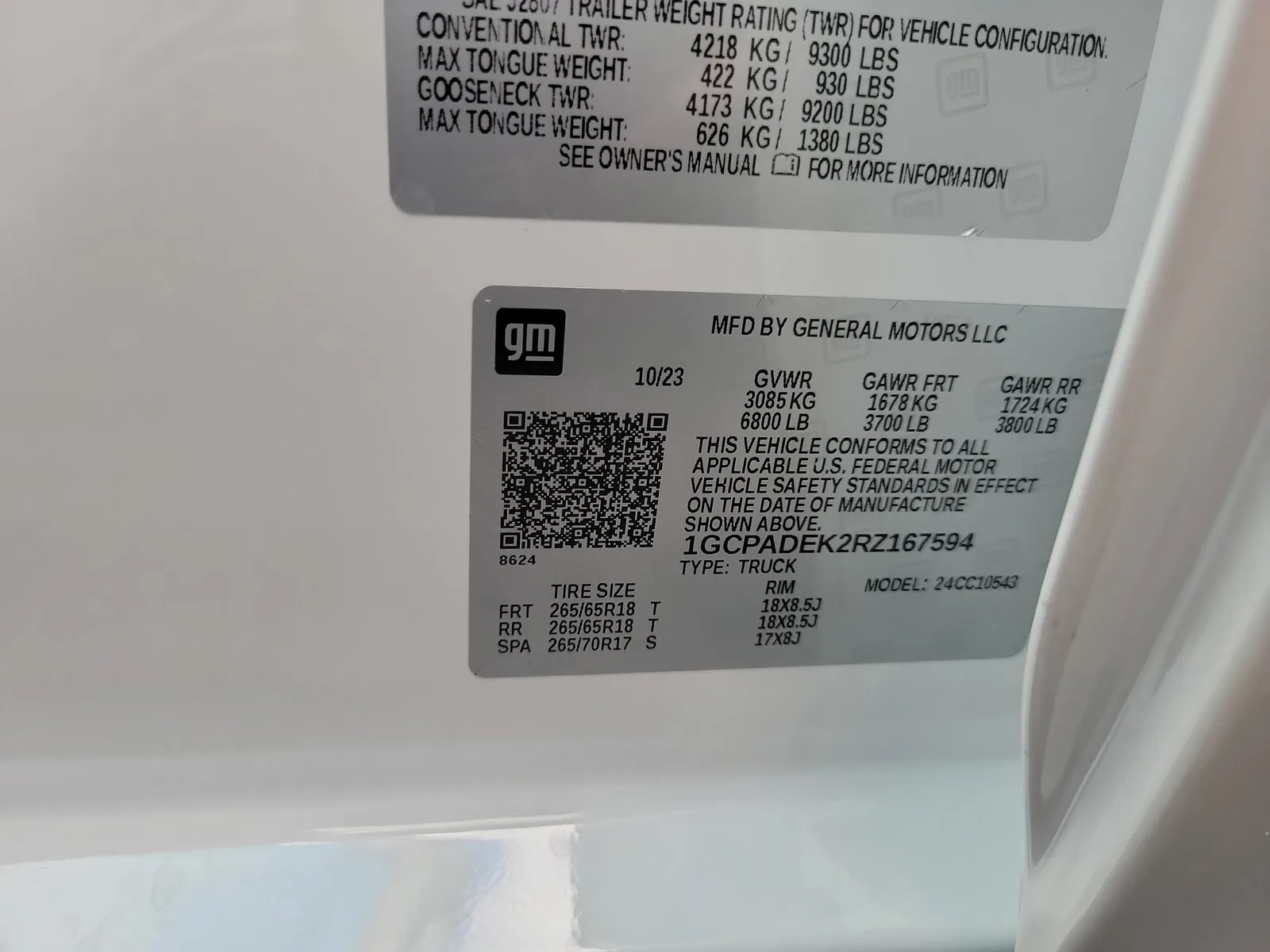 2024 Chevrolet Silverado 1500 RST photo 30