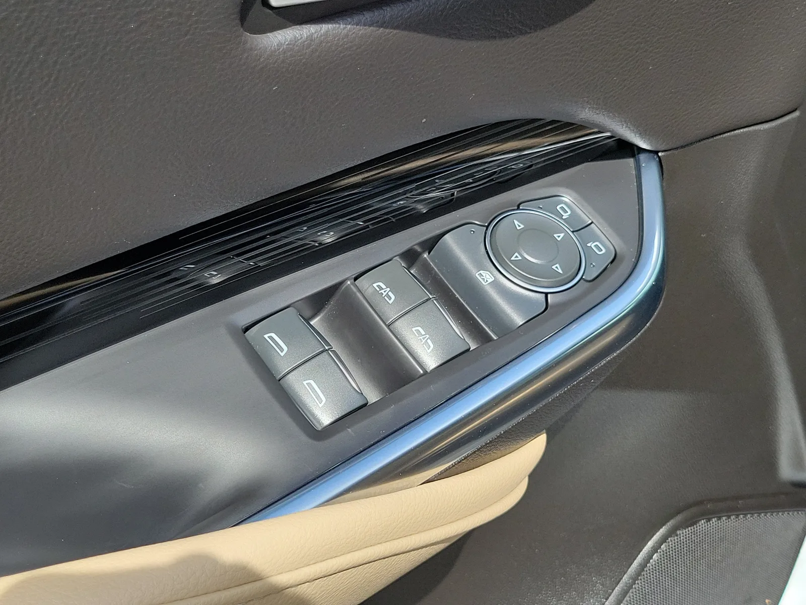 2024 Cadillac XT4 Luxury photo 30