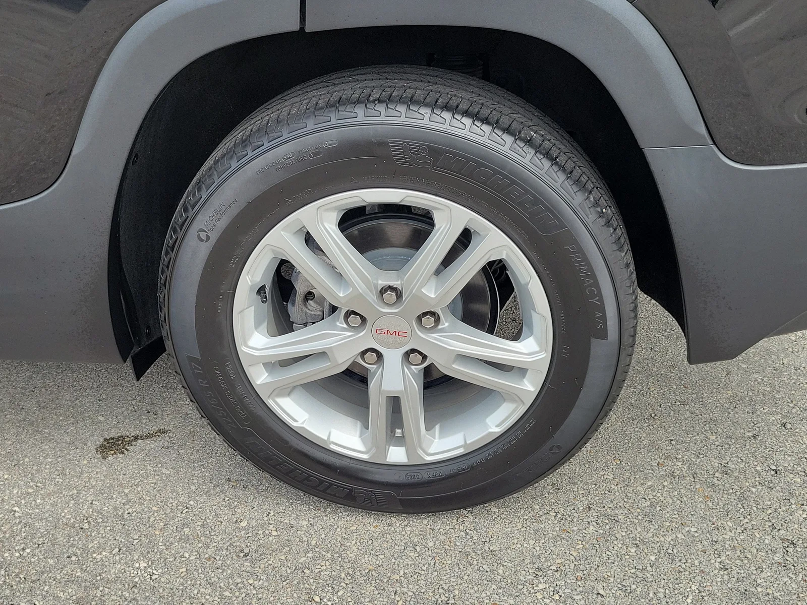 2024 GMC Terrain SLE photo 27