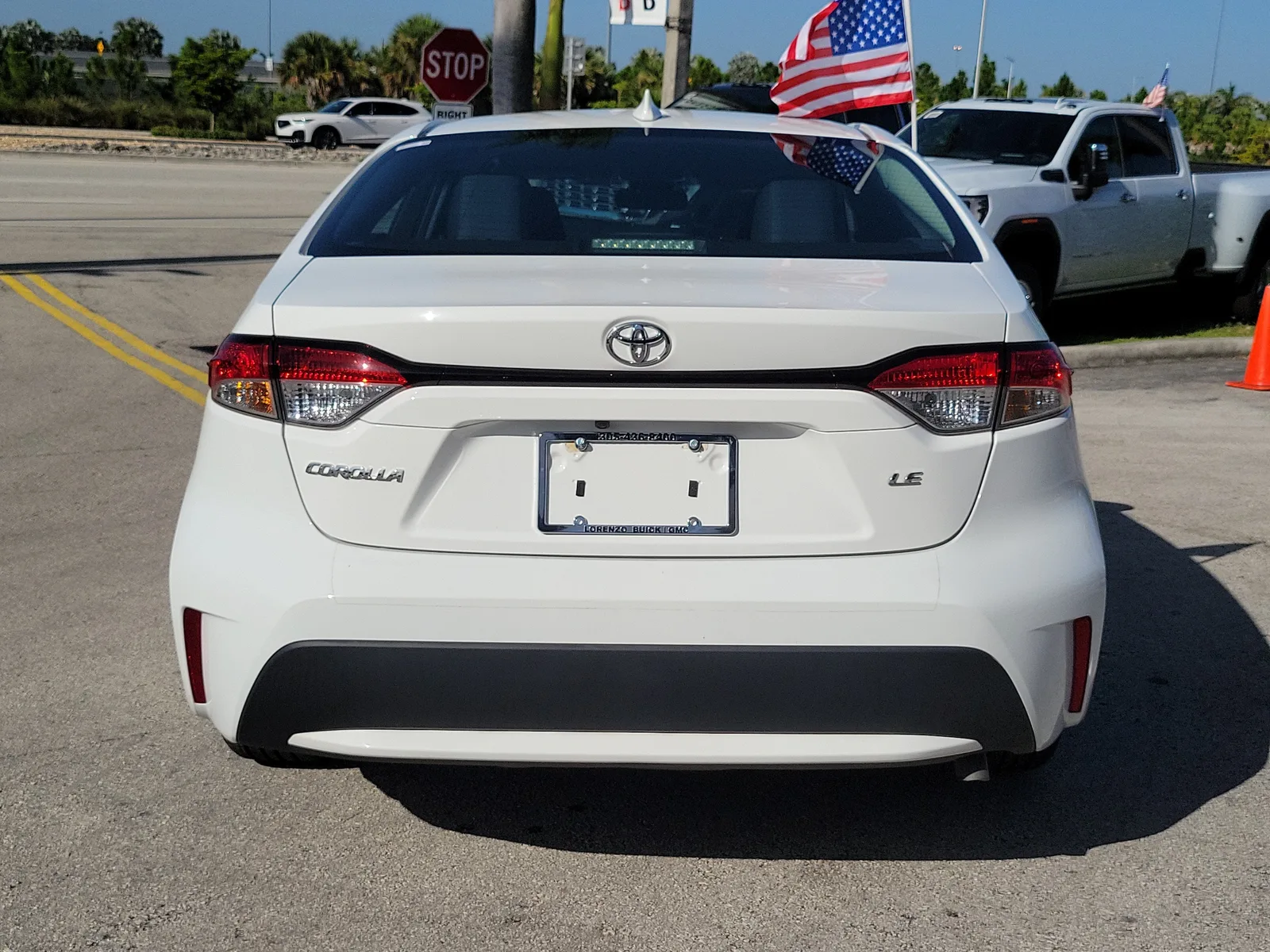 2022 Toyota Corolla LE photo 6