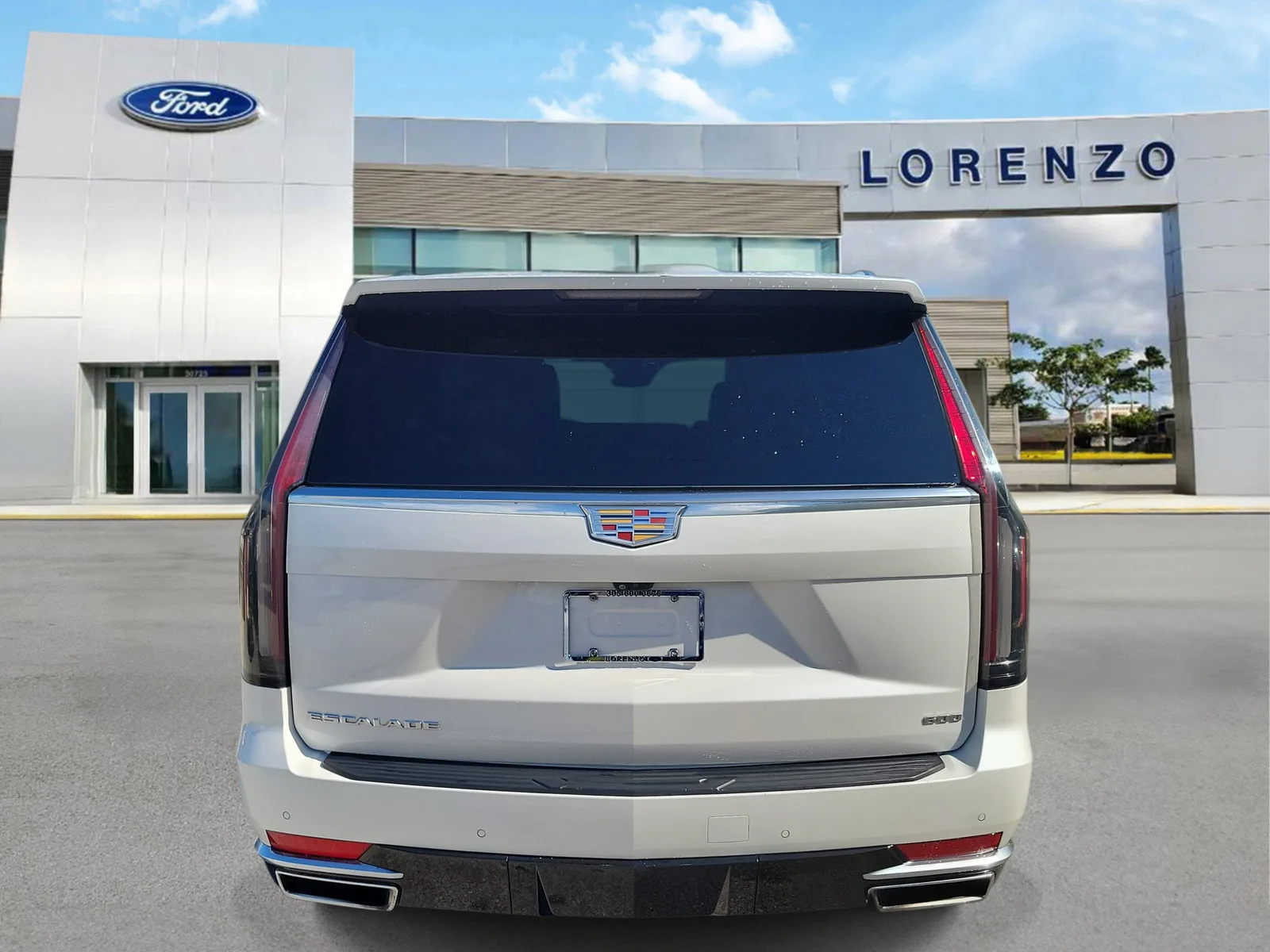 2023 Cadillac Escalade ESV 4WD Premium Luxury photo 6