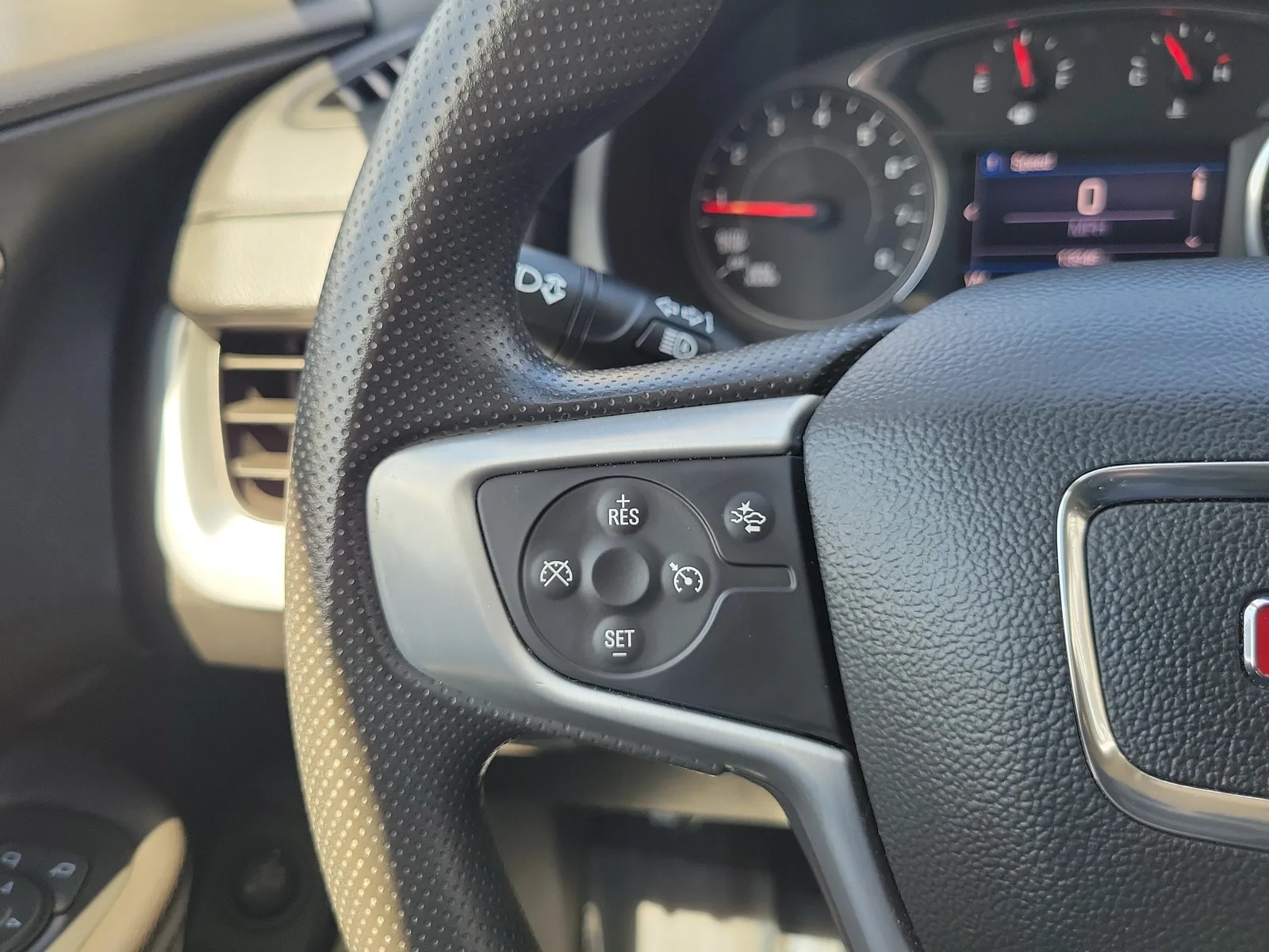 2022 GMC Terrain SLE photo 21
