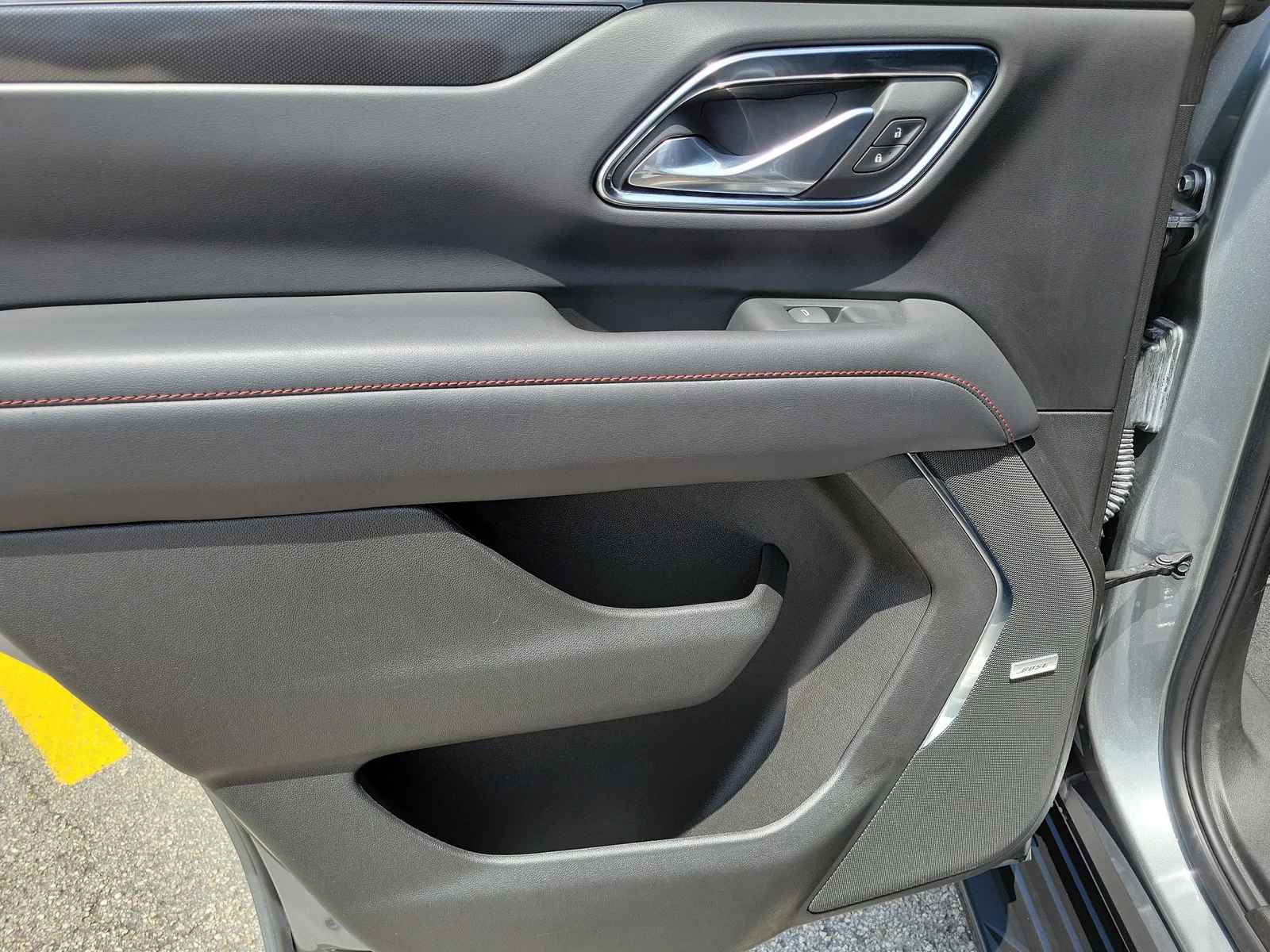 2023 Chevrolet Tahoe RST photo 14