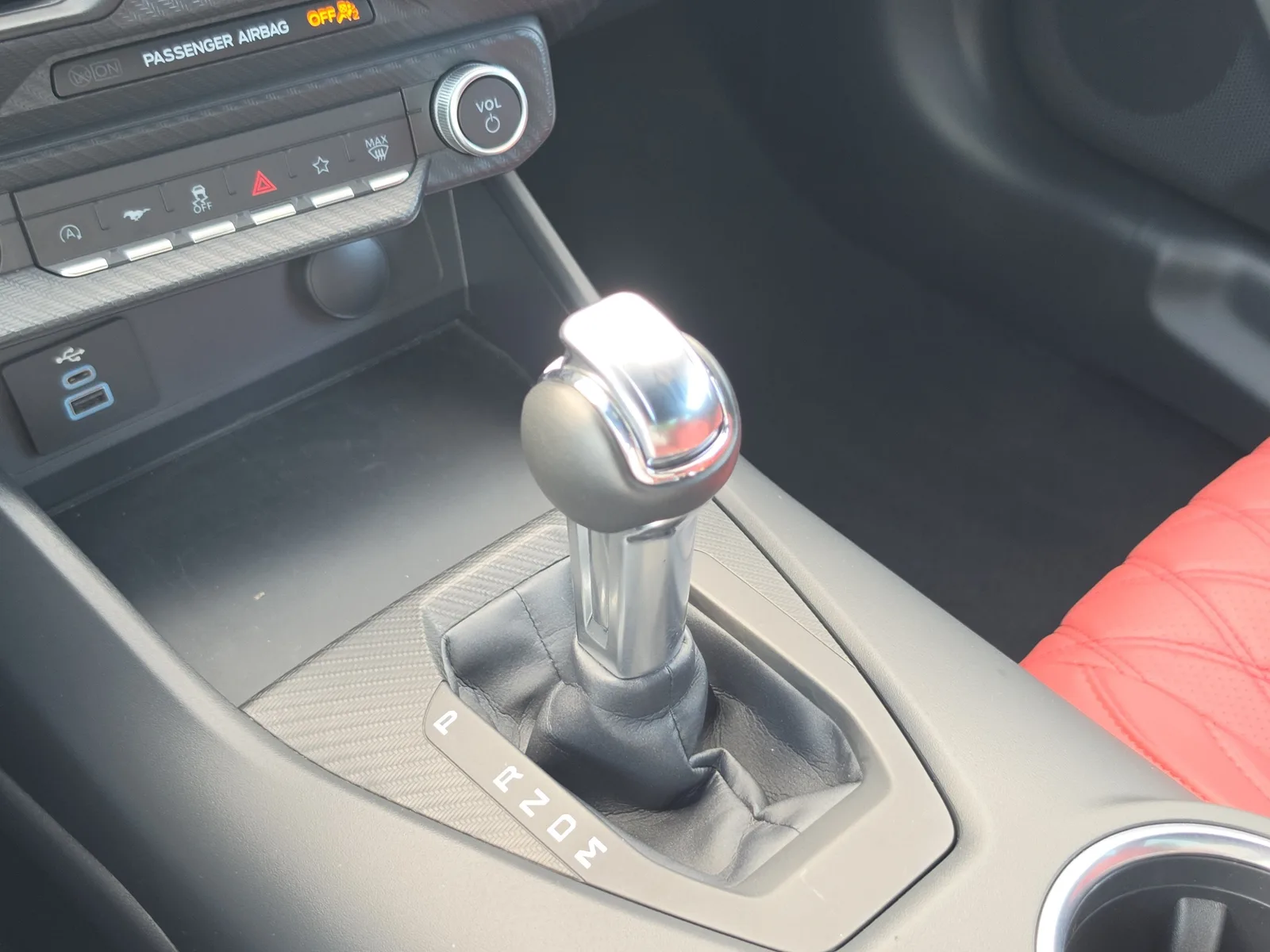 2025 Ford Mustang GT photo 16