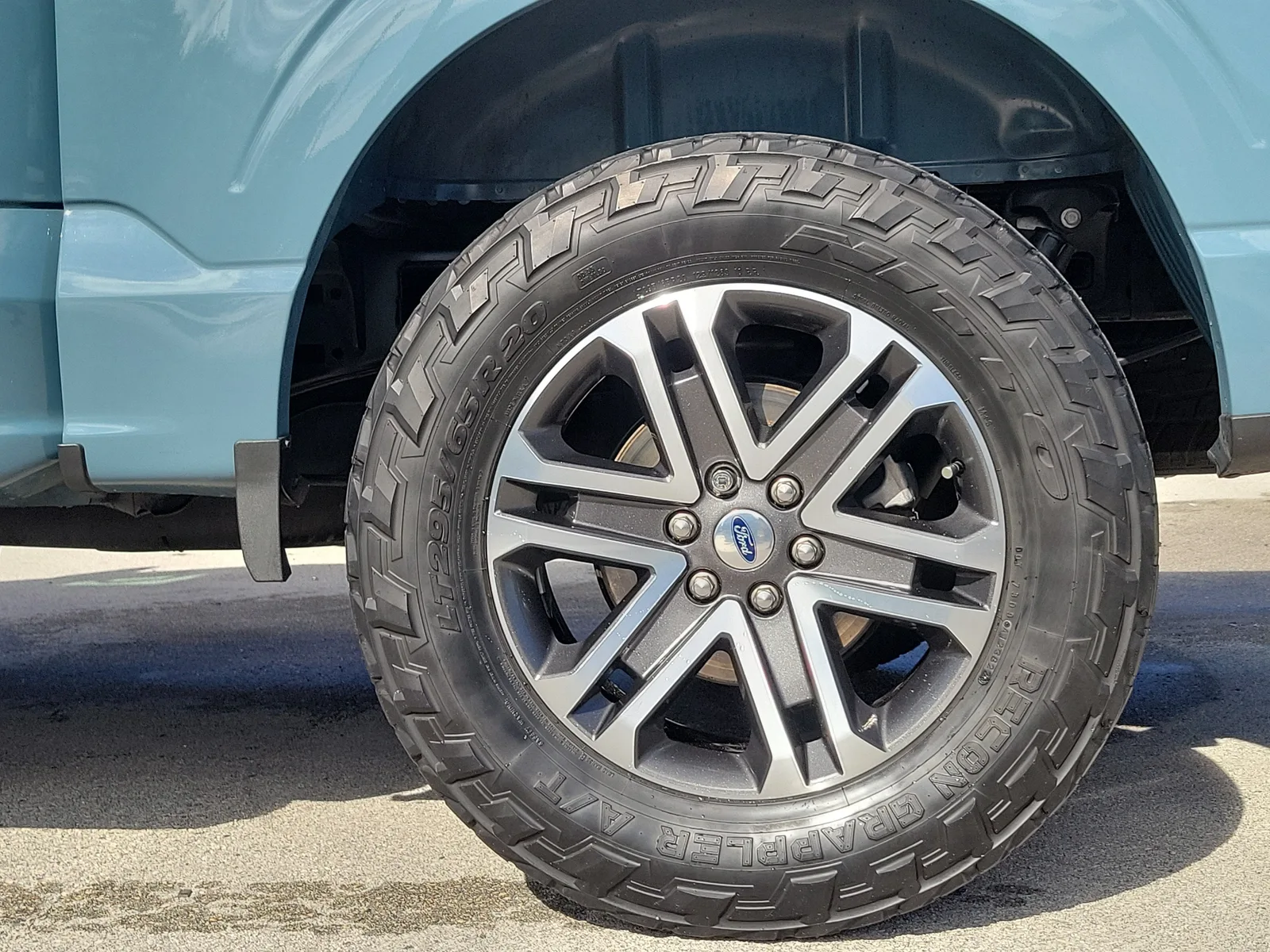 2023 Ford F-150 XL photo 28