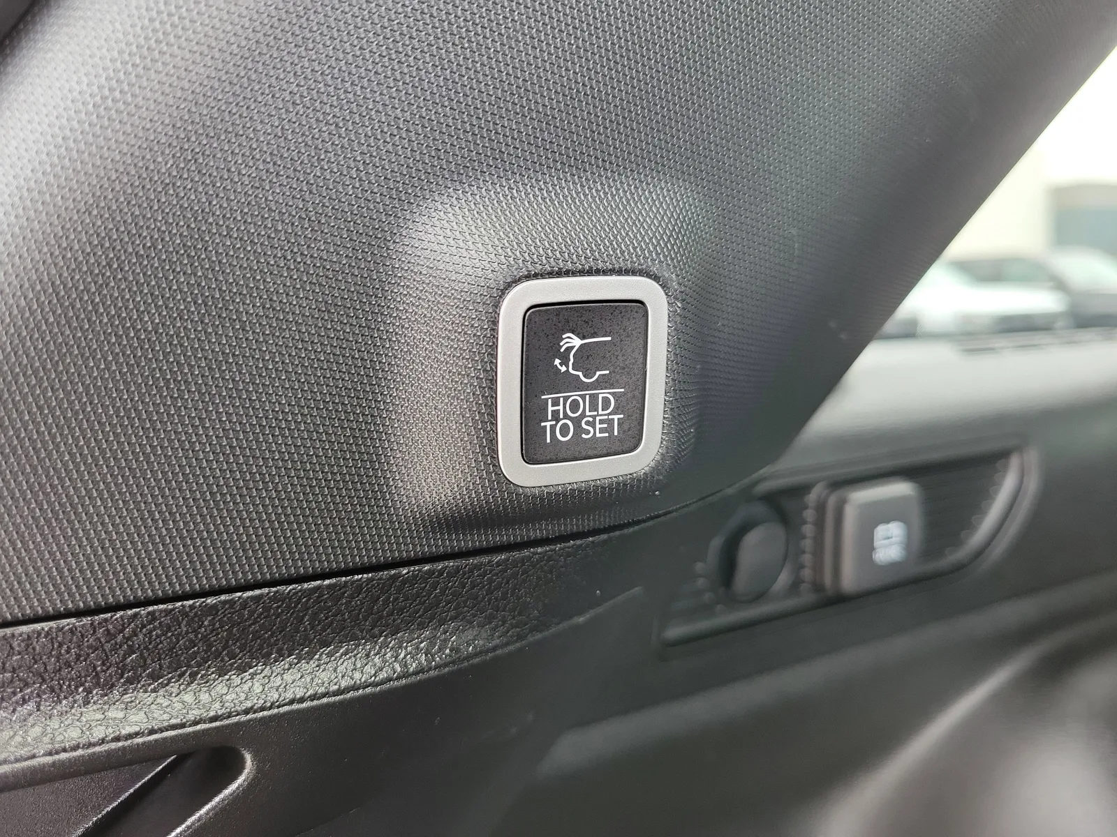 2023 Jeep Grand Cherokee Altitude X 4WD photo 16