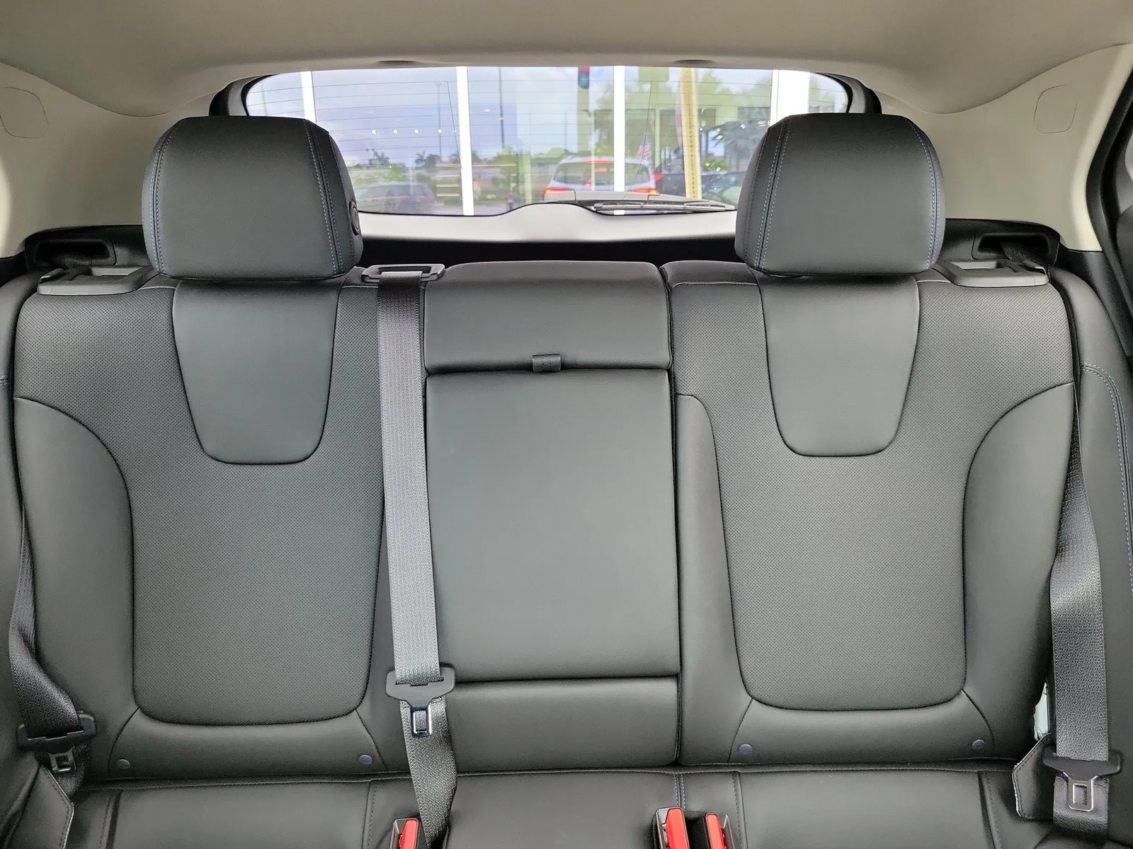 2025 Buick Encore GX Sport Touring photo 15