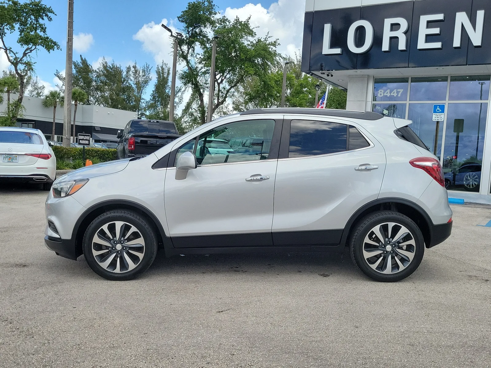 2022 Buick Encore Preferred photo 8