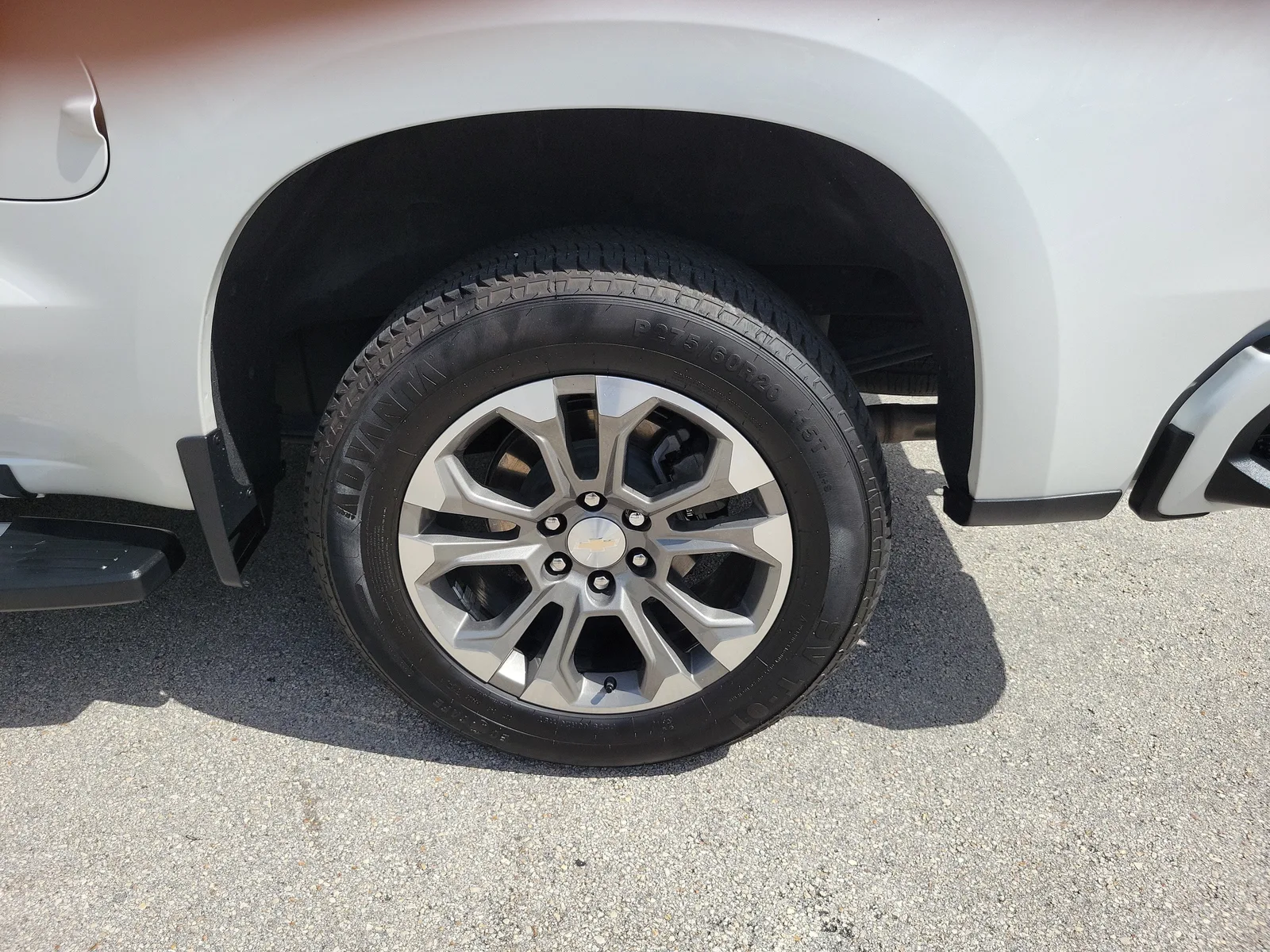 2023 Chevrolet Silverado 1500 High Country photo 25