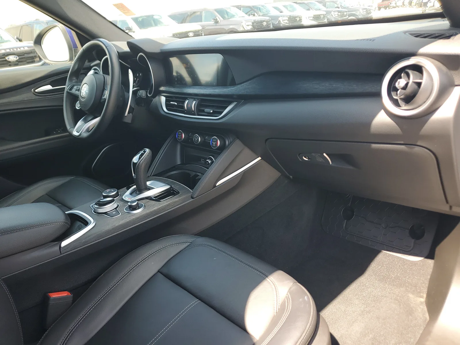 2022 Alfa Romeo Stelvio Sprint photo 20