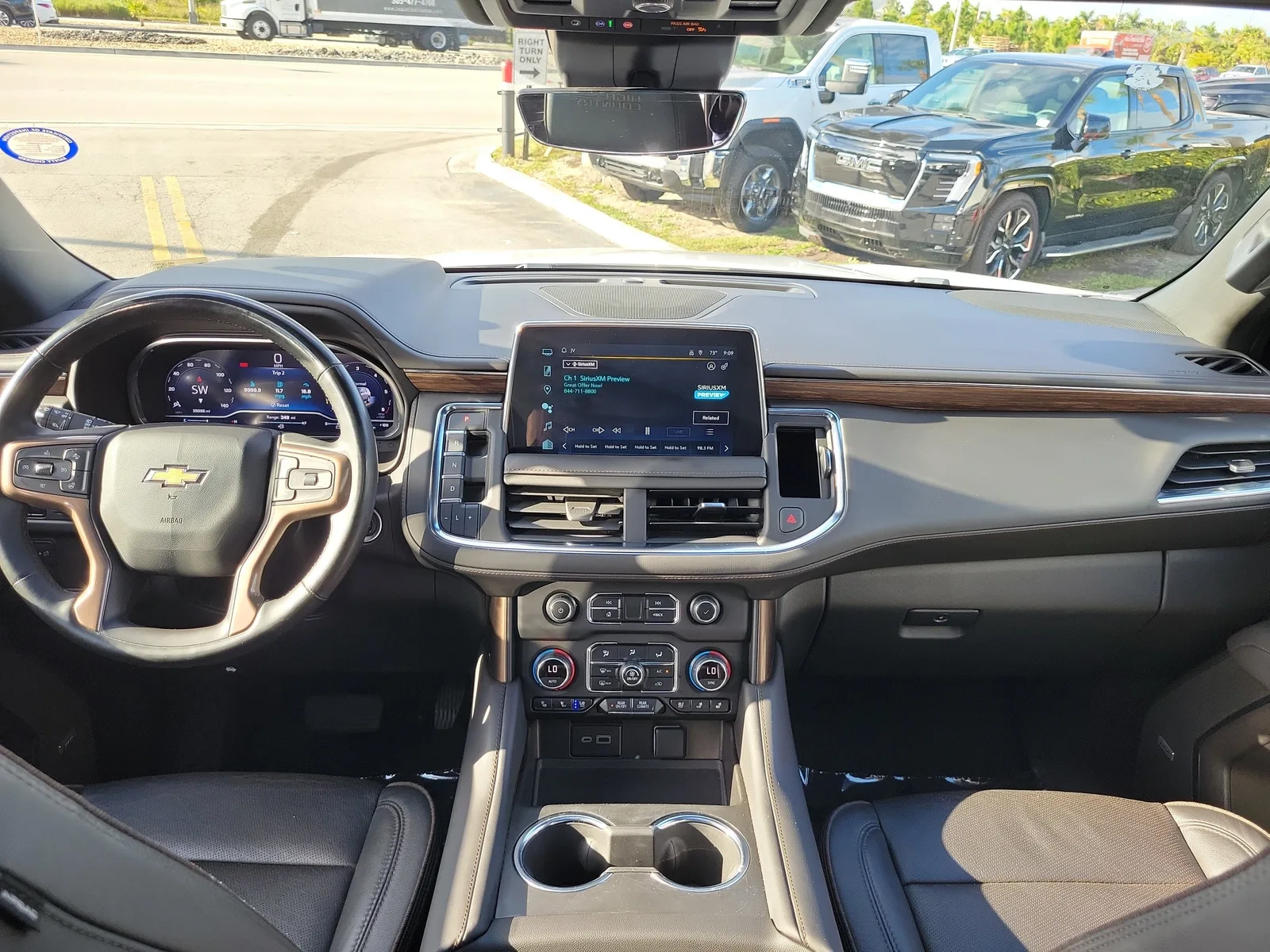 2023 Chevrolet Tahoe High Country photo 19