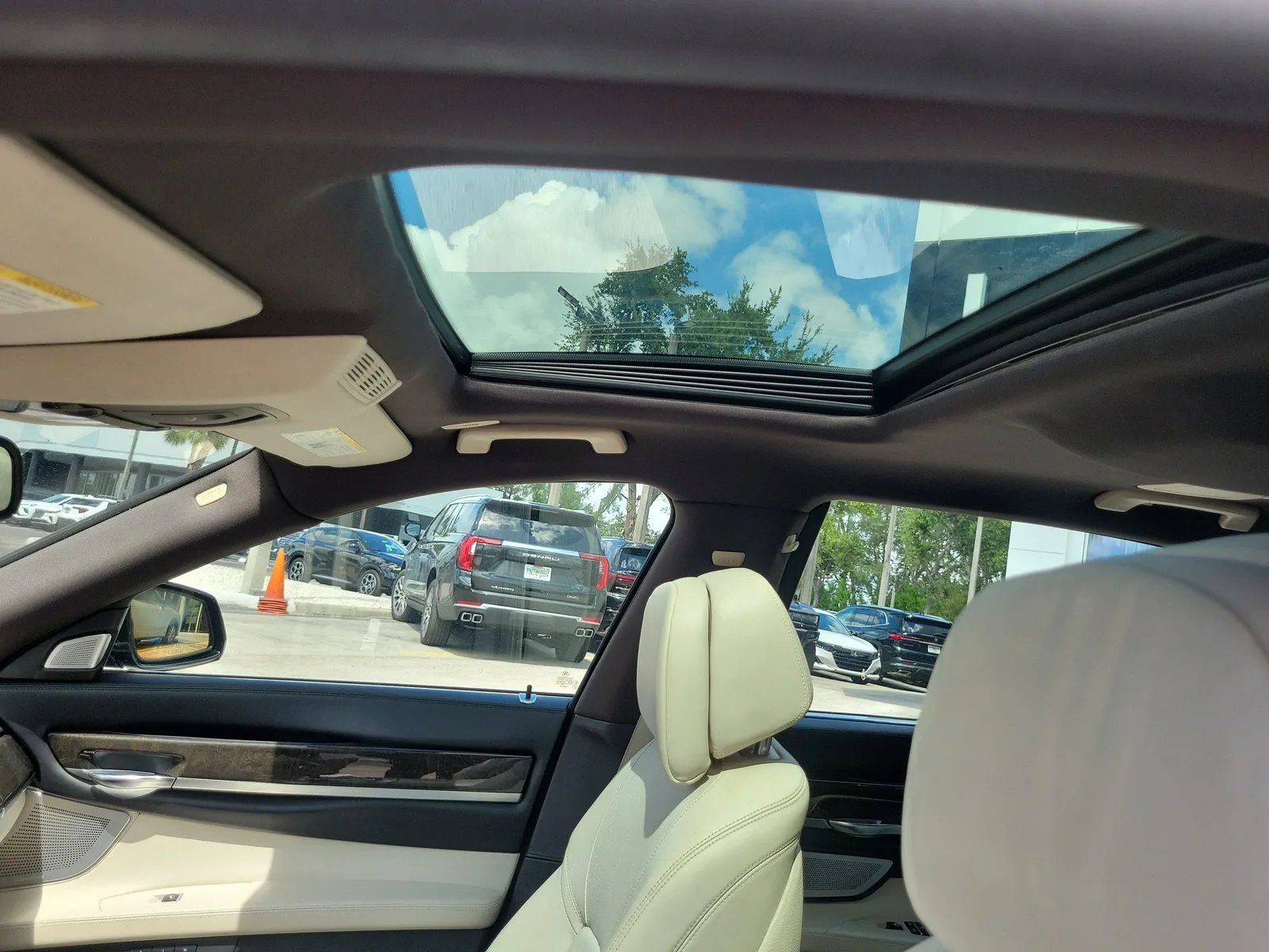 2013 BMW 7 Series 750Li xDrive photo 11