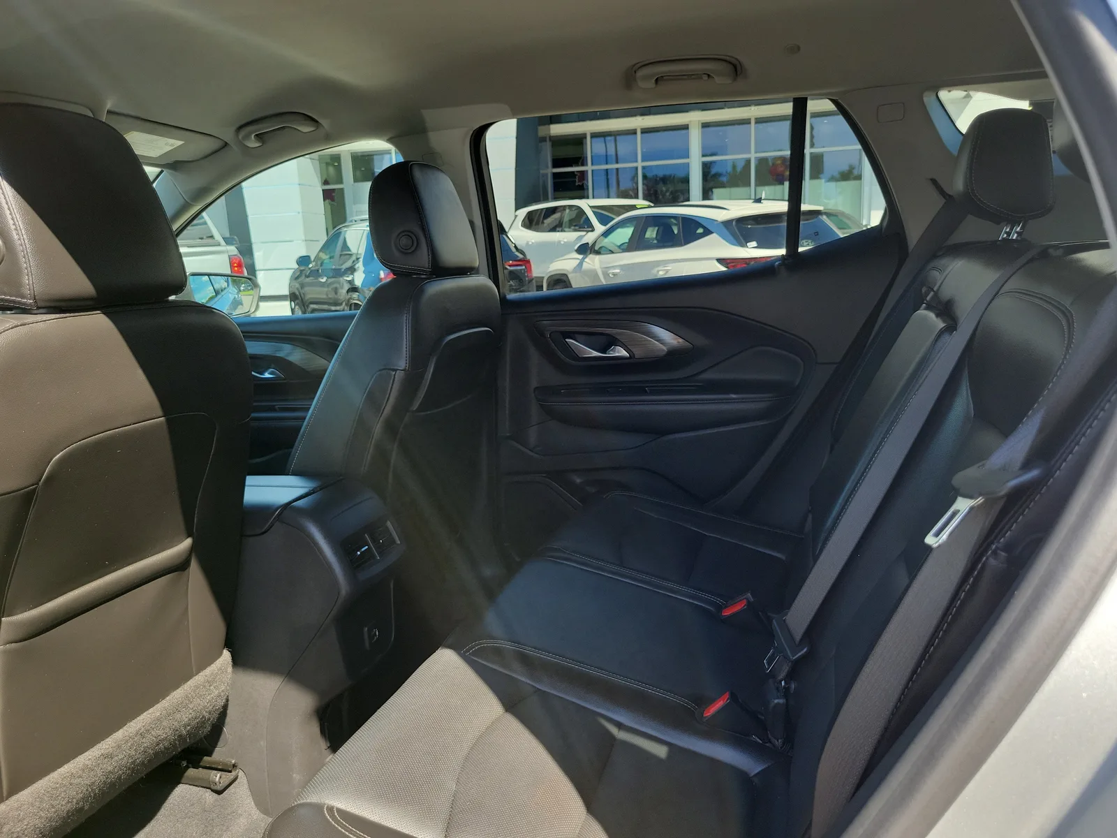 2022 GMC Terrain SLT photo 12