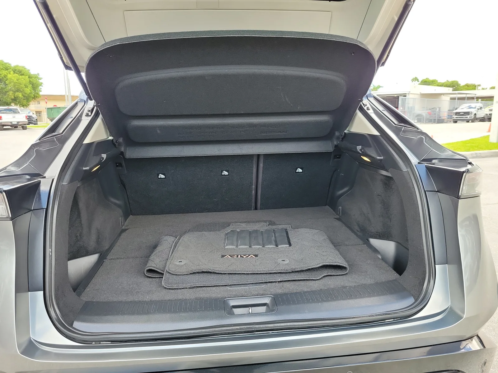 2023 Nissan ARIYA ENGAGE photo 16