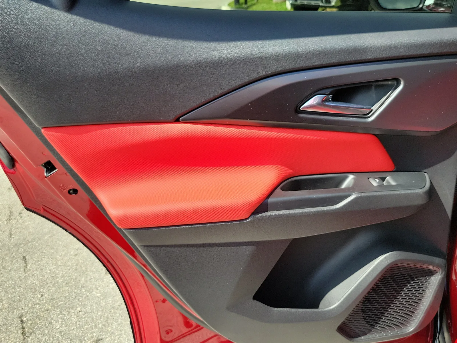 2025 Chevrolet Equinox EV RS photo 27