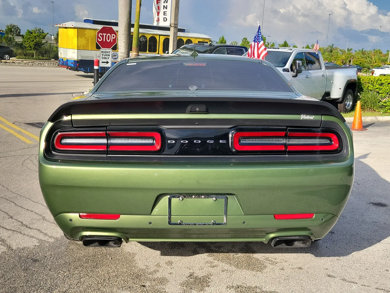 2023 Dodge Challenger SRT Hellcat Jailbreak photo 6