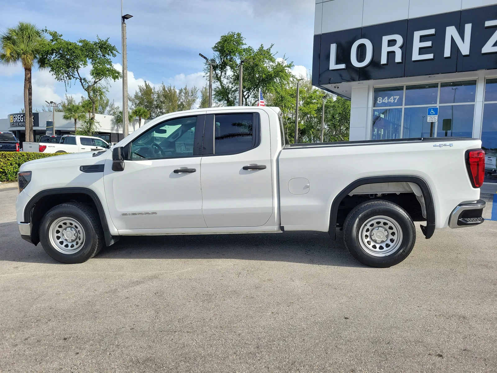 2023 GMC Sierra 1500 Pro photo 8