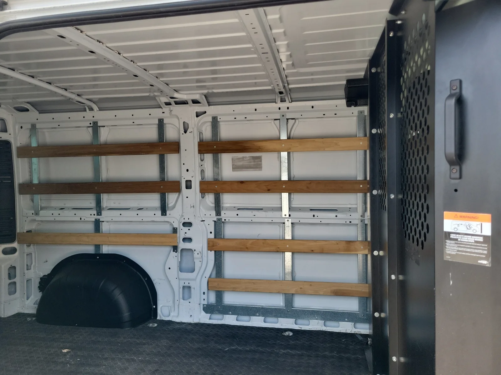 2025 RAM ProMaster Cargo Van Tradesman photo 13