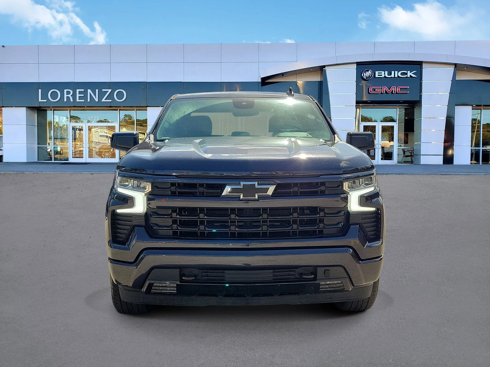 2024 Chevrolet Silverado 1500 RST photo 2
