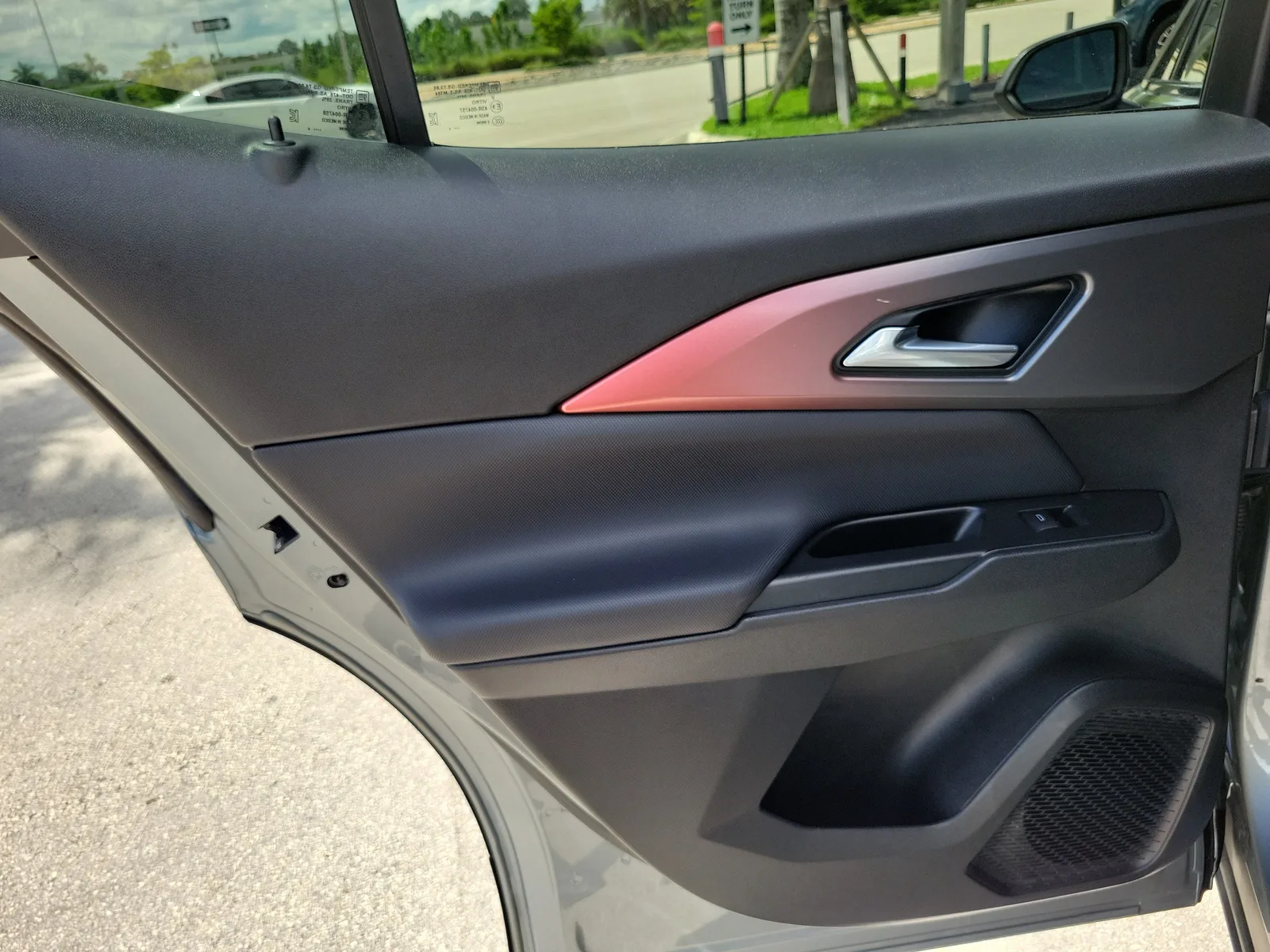 2024 Chevrolet Equinox EV RS photo 26