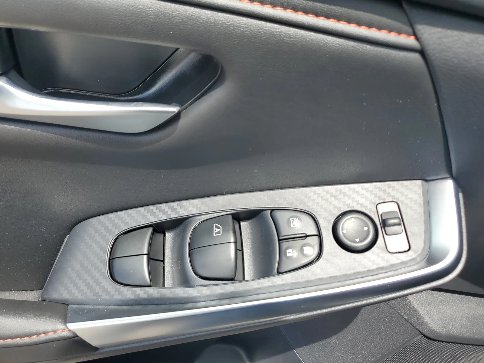2025 Nissan Sentra SR photo 22
