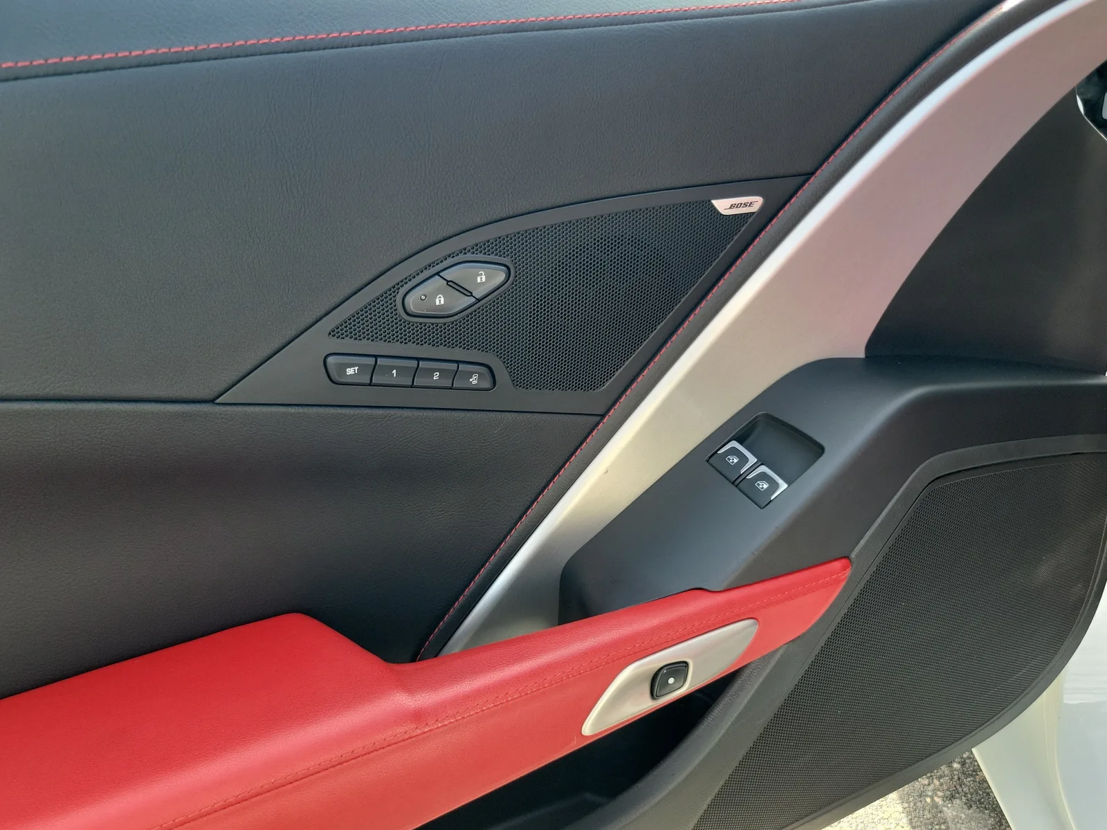2017 Chevrolet Corvette Z51 2LT photo 21
