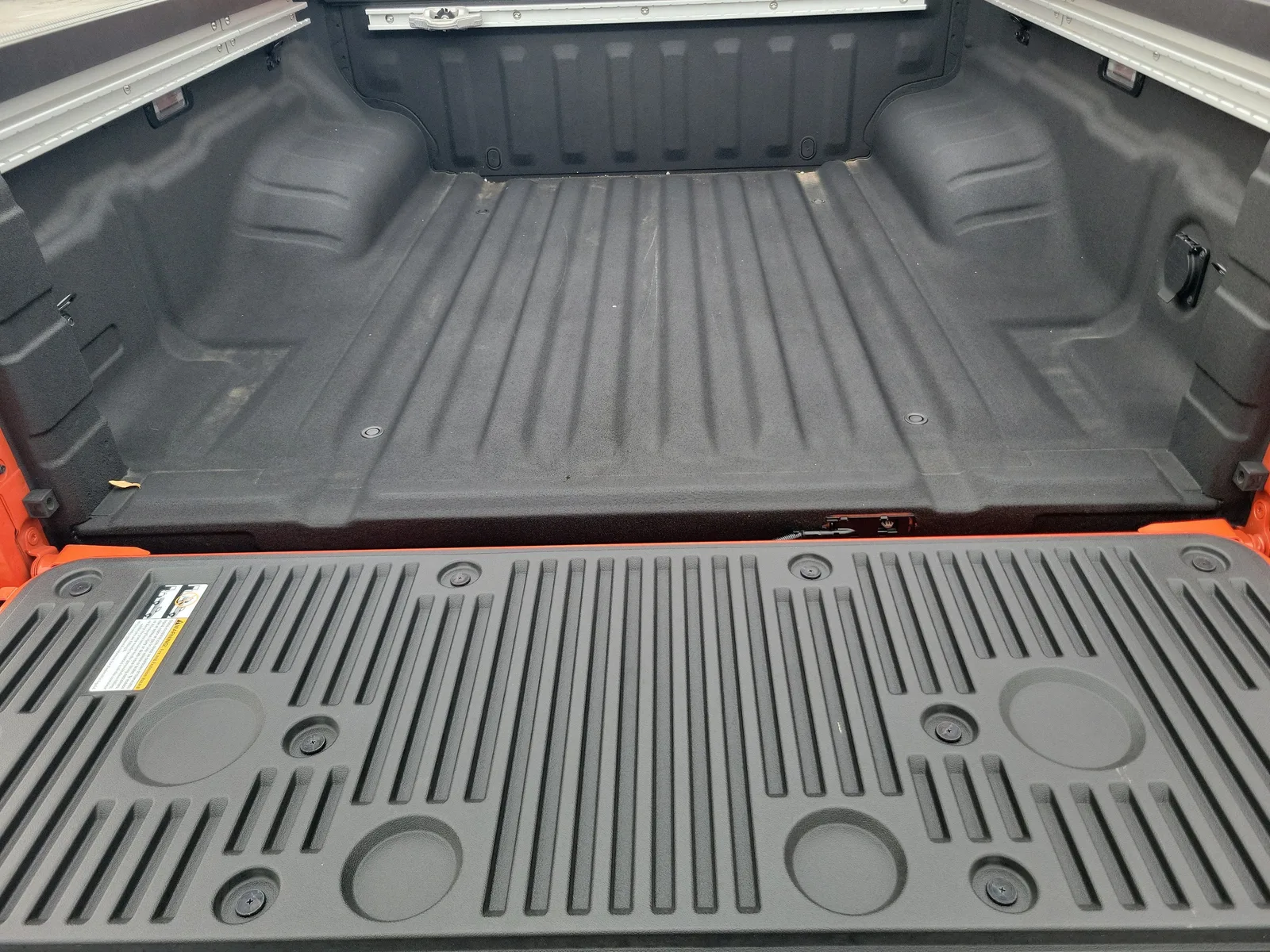 2025 Nissan Frontier Crew Cab PRO-X® photo 30