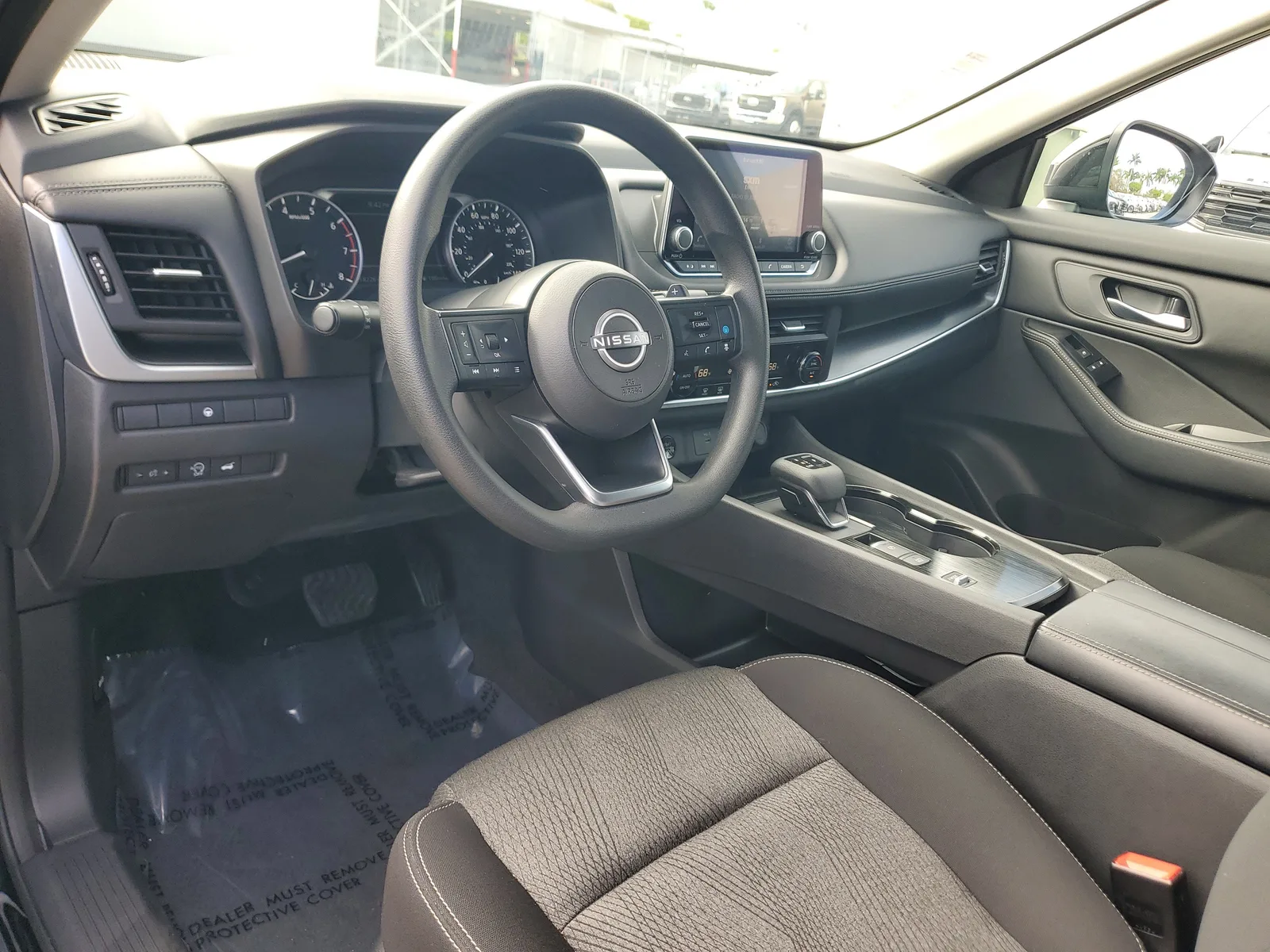 2024 Nissan Rogue SV photo 9