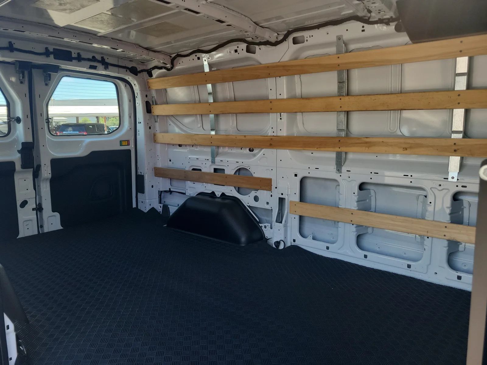 2025 Ford Transit Cargo Van Base photo 15