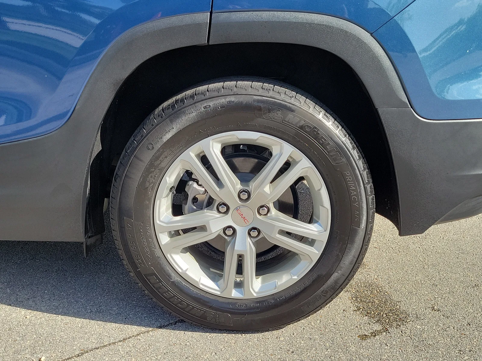 2024 GMC Terrain SLE photo 23