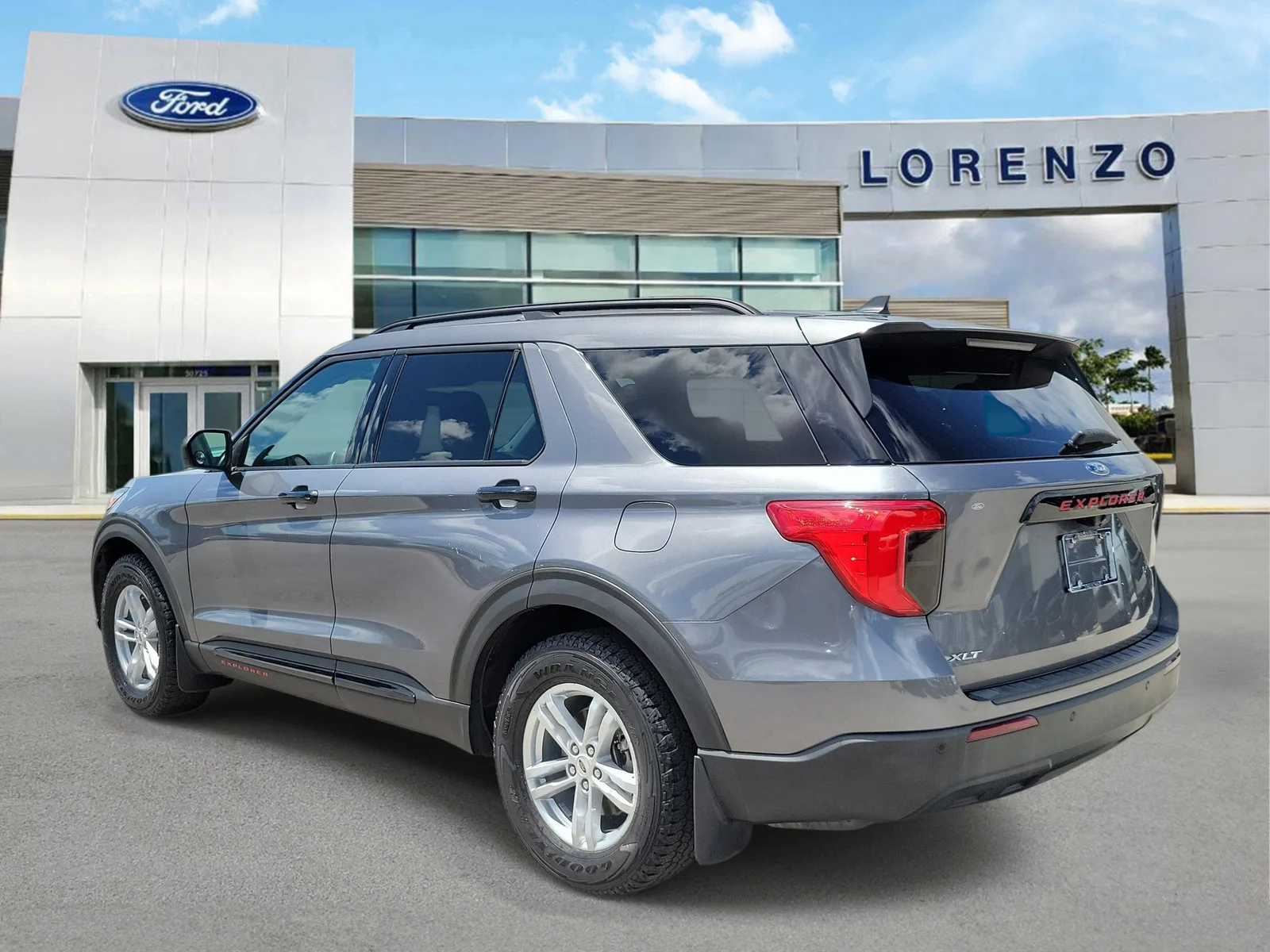 2022 Ford Explorer XLT photo 7