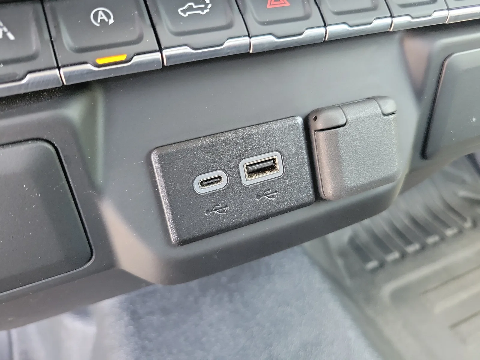 2025 Chevrolet Silverado 1500 Work Truck photo 21