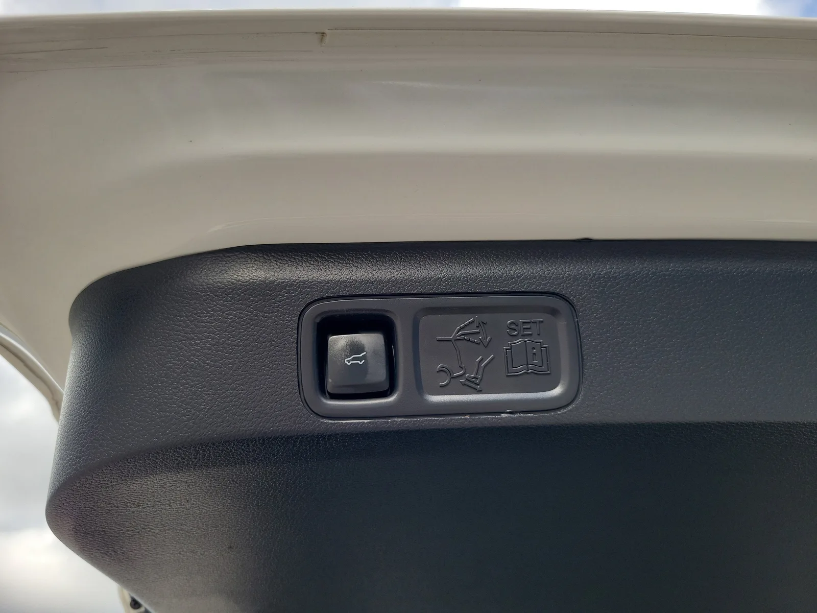 2023 Ford Expedition Max Limited photo 18