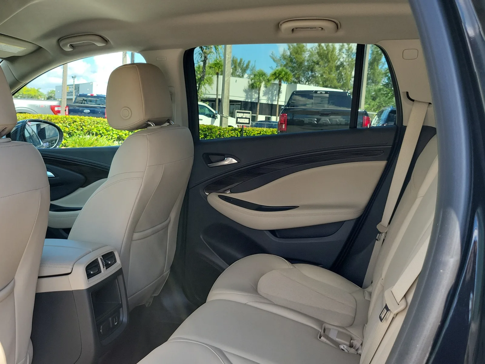 2020 Buick Envision Preferred photo 13