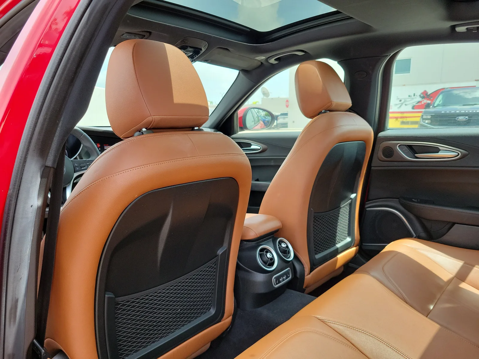 2022 Alfa Romeo Giulia Ti photo 10