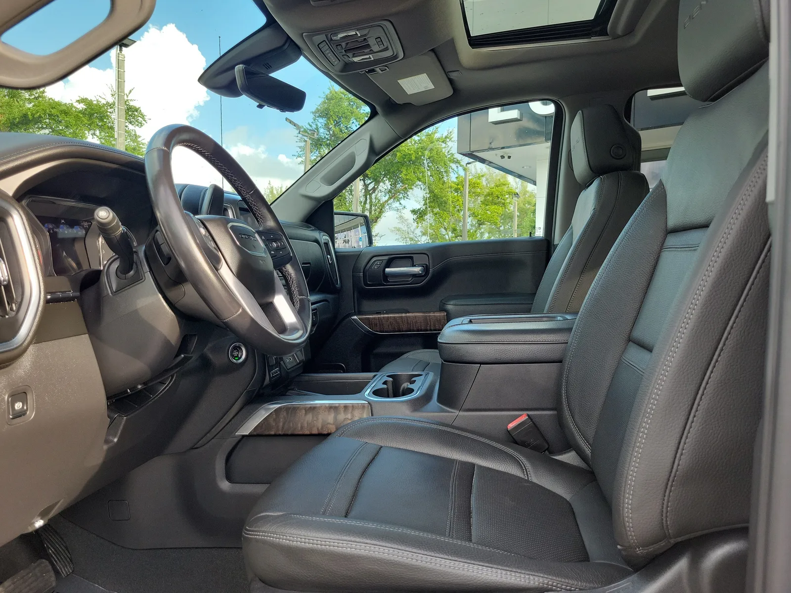2021 GMC Sierra 1500 Denali photo 12