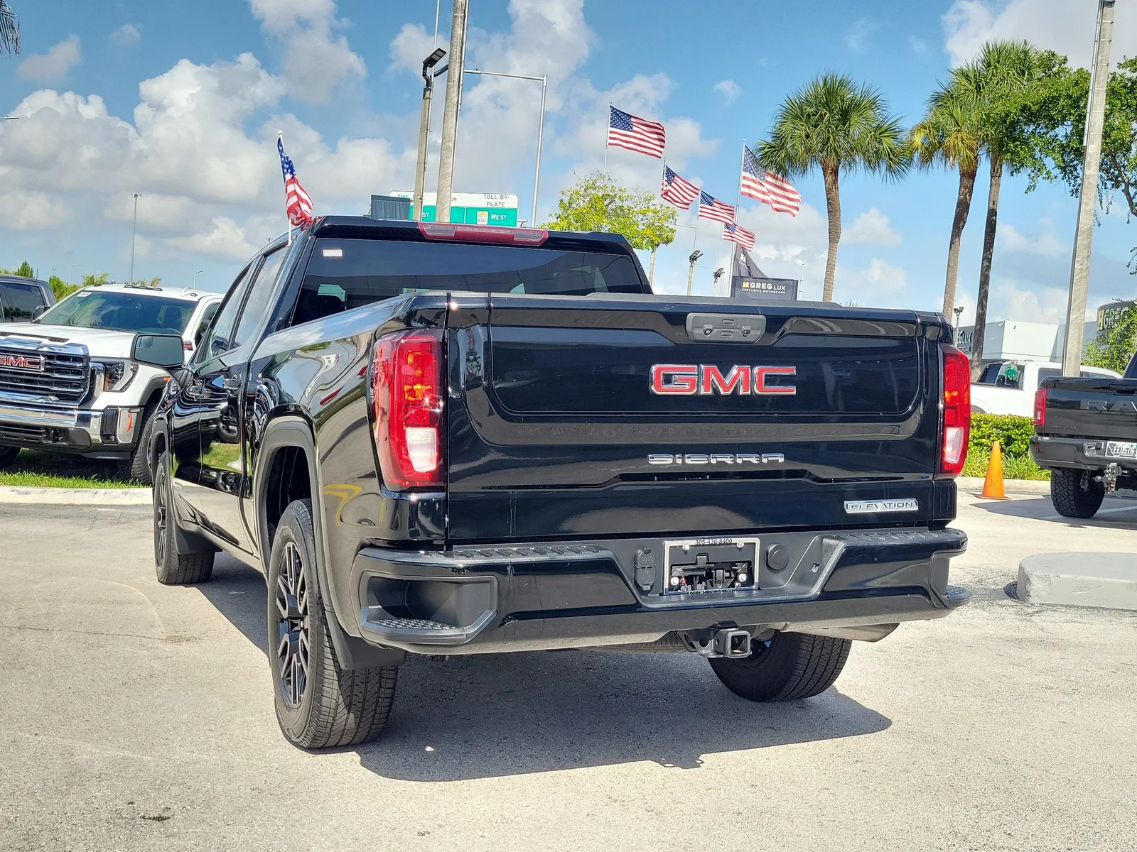 2023 GMC Sierra 1500 Elevation photo 7