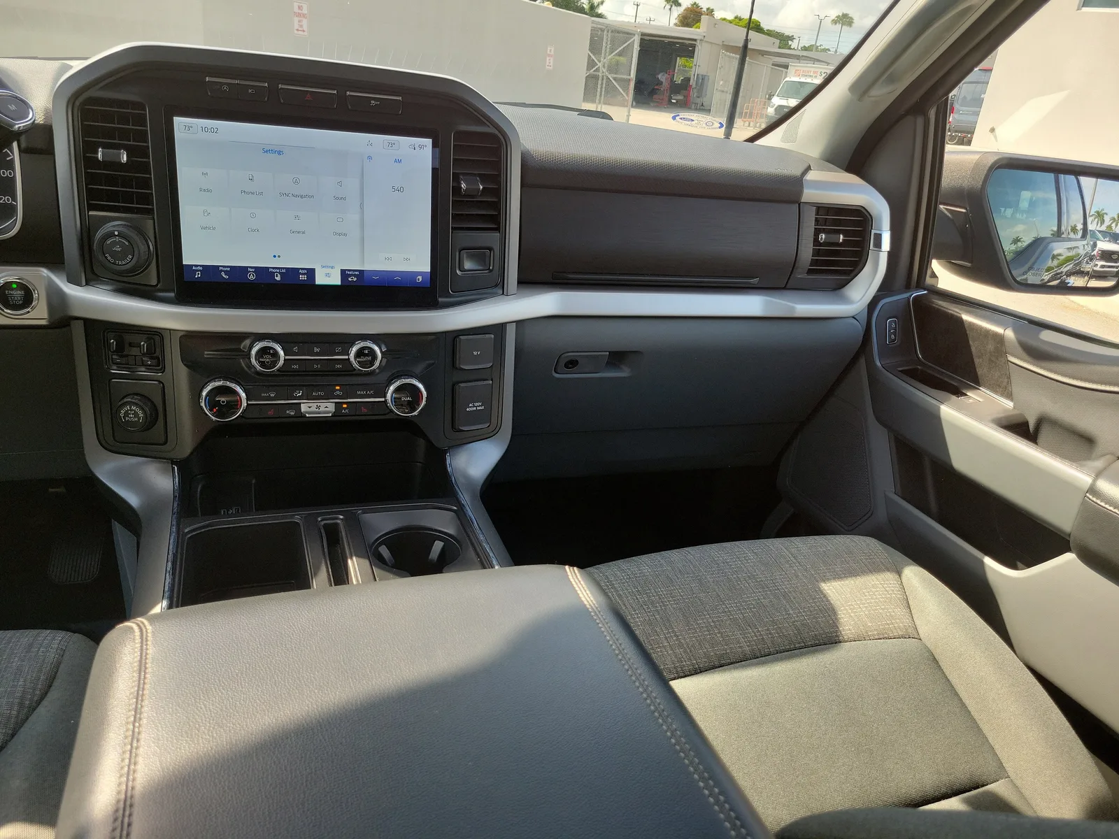 2022 Ford F-150 XLT photo 16