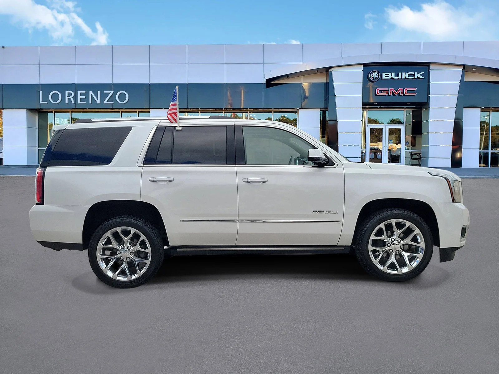 2020 GMC Yukon Denali photo 4
