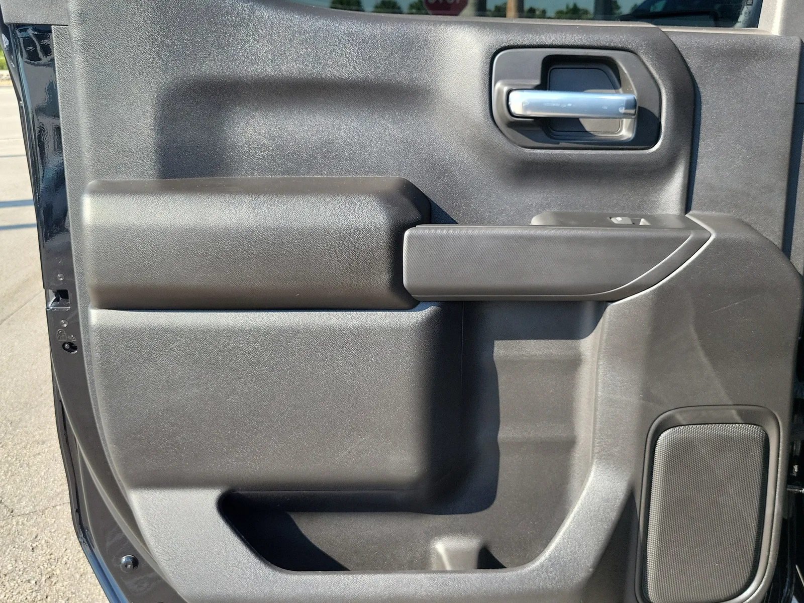 2026 Chevrolet Silverado 1500 Custom photo 23