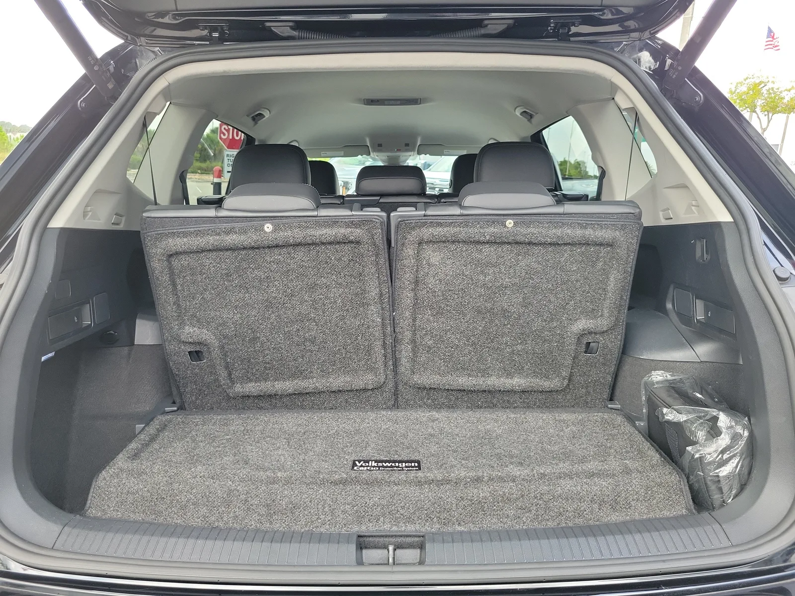 2022 Volkswagen Tiguan SE photo 15