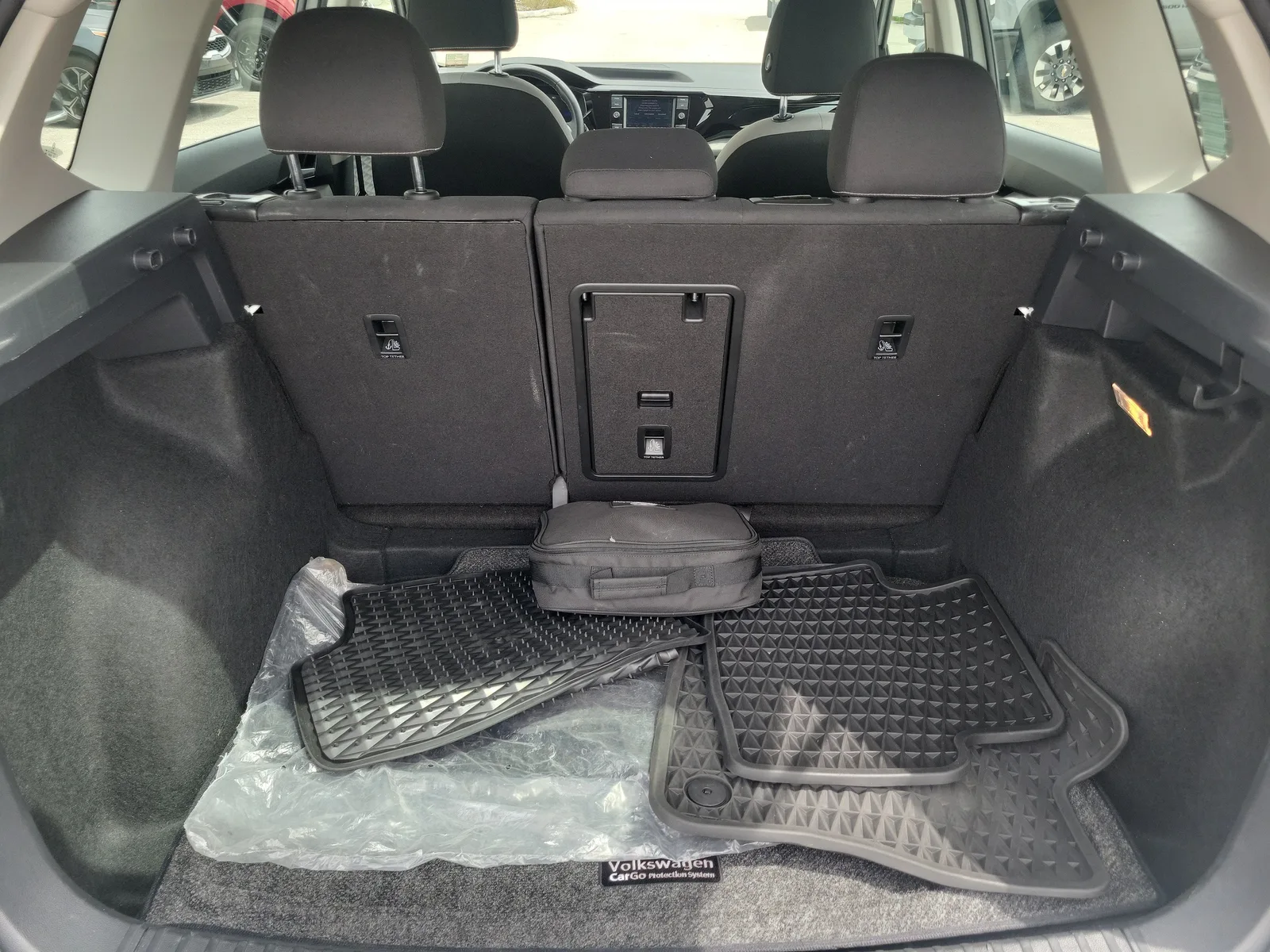 2023 Volkswagen Taos S photo 16
