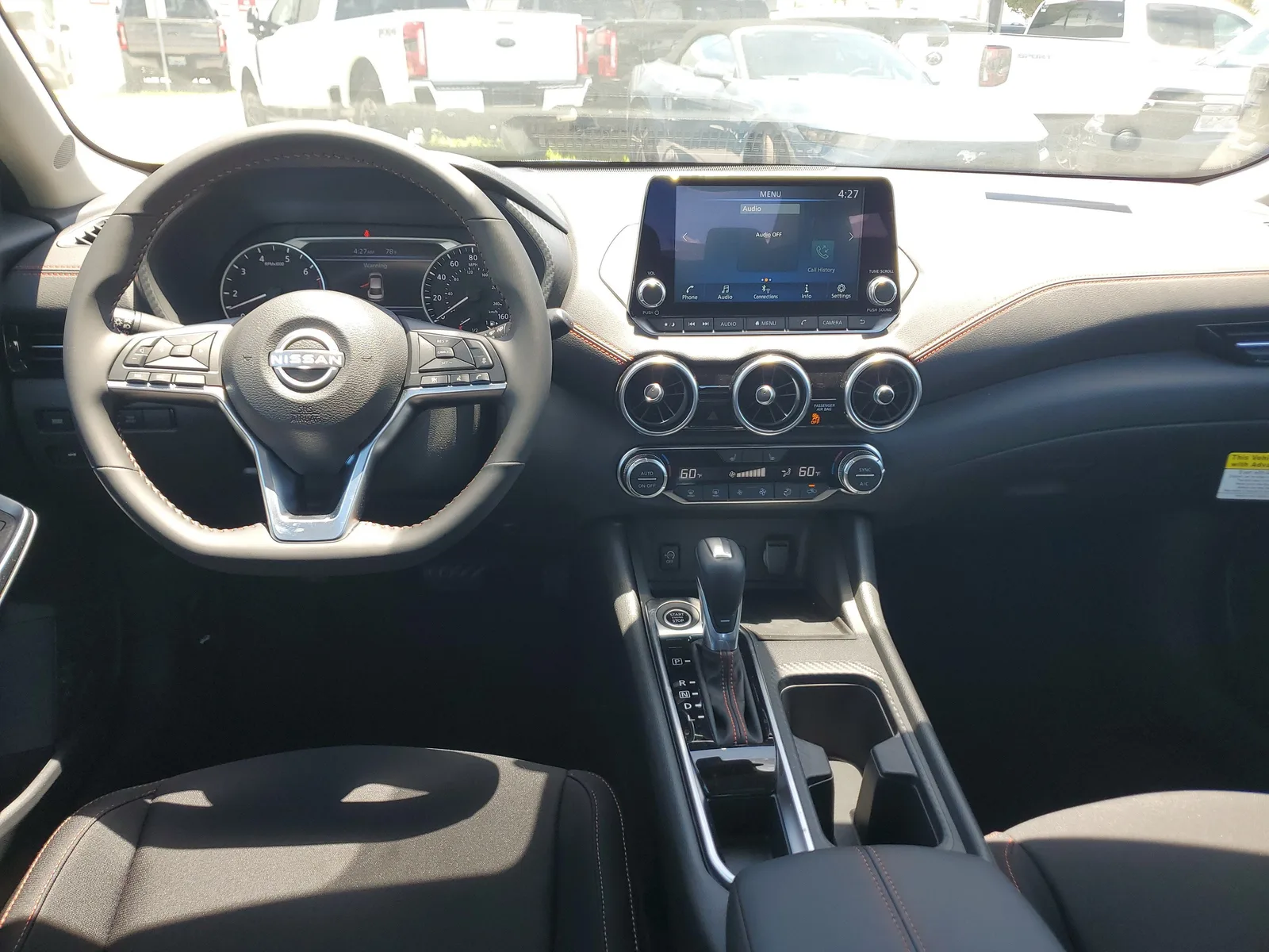 2025 Nissan Sentra SR photo 14