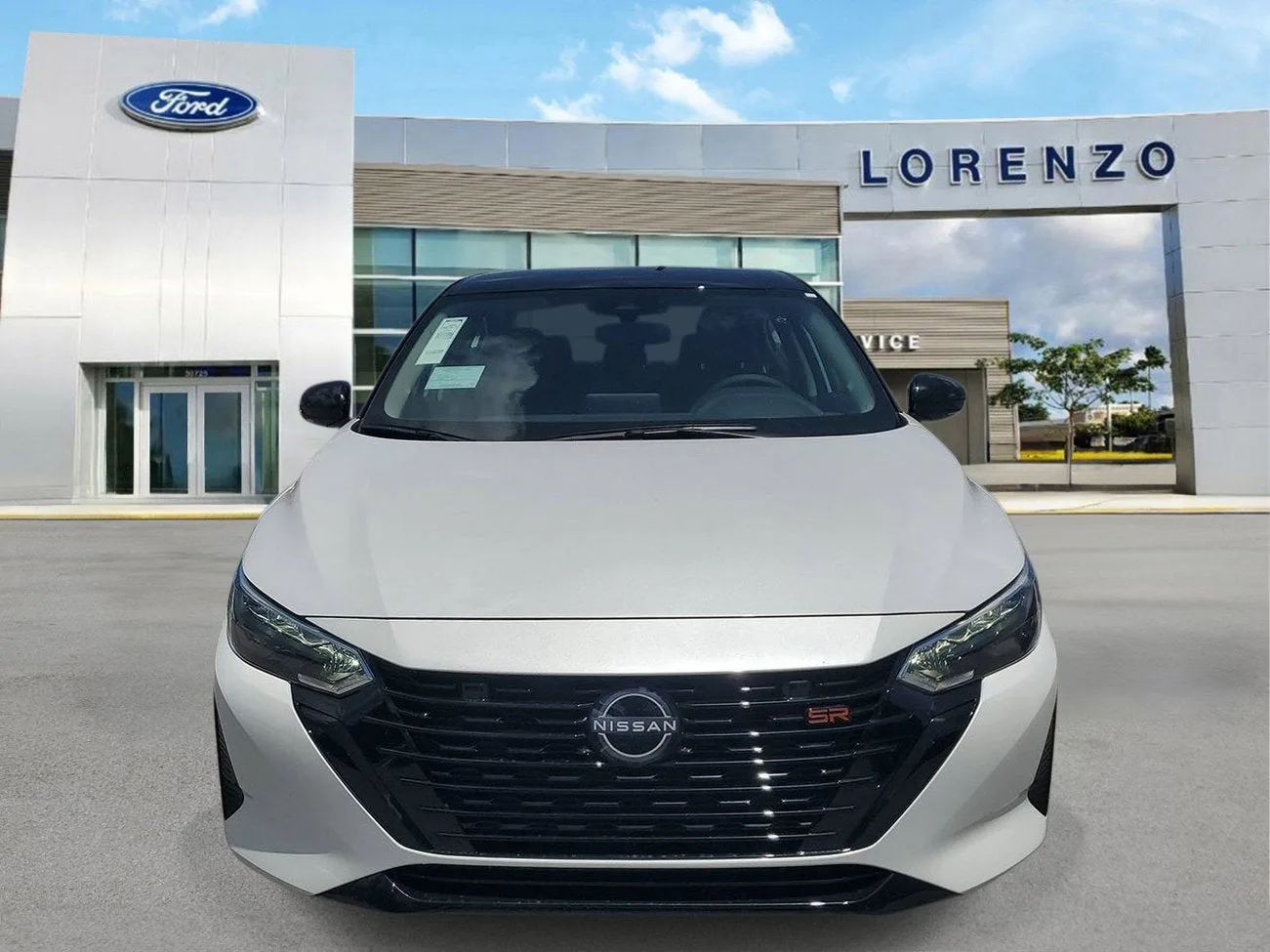 2025 Nissan Sentra SR photo 2